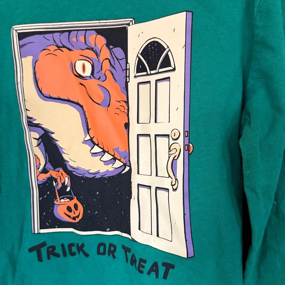 NWT Gap yellow, Like New Old Navy Halloween & Jurassic Park long sleeve shirts S